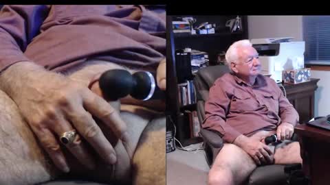 Snapshot of tlc_dude chatting on March 9, 5:22 am TLC dude online show from March 9, 5:22 am