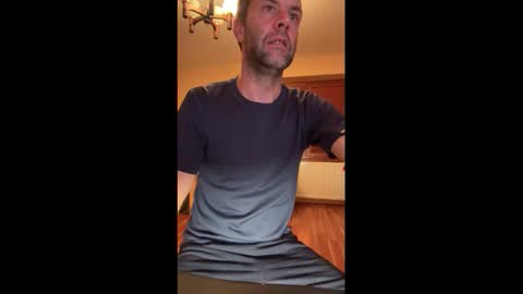 tlcik online show from October 12, 11:59 pm