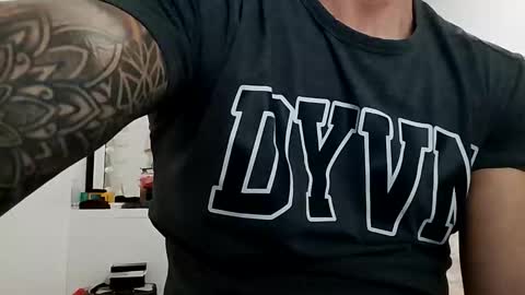 Snapshot of tlsamanite chatting on April 3, 4:21 am tlsamanite online show from April 3, 4:21 am