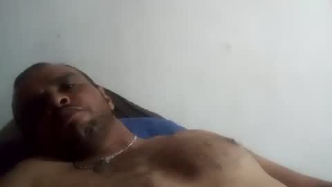 Snapshot of tobe557337 chatting on December 25, 9:13 am tobe557337 online show from December 25, 9:13 am