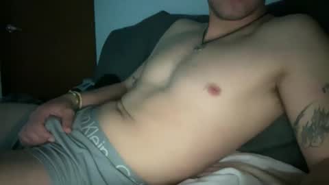 Snapshot of tobiasteseo chatting on April 1, 5:52 am tobiasteseo online show from April 1, 5:52 am