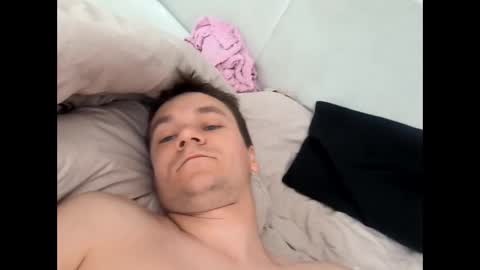 tobiasz950215 online show from May 5, 6:43 am