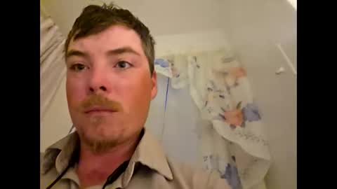 Snapshot of toddlife chatting on April 7, 12:00 am who wamts to hook up online show from April 7, 12:00 am