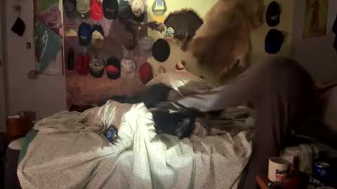 toddpascoe77 online show from March 22, 2:53 pm