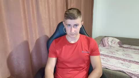 todhorny987 online show from February 25, 5:41 am