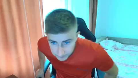 todhorny987 online show from March 11, 11:01 am