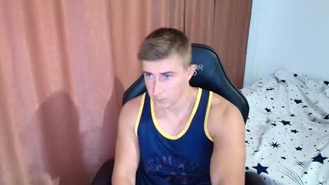 todhorny987 online show from March 25, 10:54 am