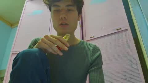 Snapshot of toesandhoney chatting on February 7, 5:18 pm toesandhoney online show from February 7, 5:18 pm