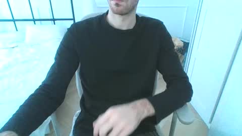 Snapshot of toja112 chatting on December 27, 9:28 am Martin online show from December 27, 9:28 am