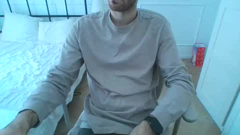 Snapshot of toja112 chatting on December 31, 10:04 am Martin online show from December 31, 10:04 am