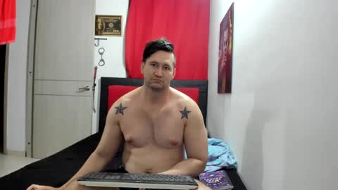 Snapshot of tokensmodels chatting on March 10, 3:12 am angel online show from March 10, 3:12 am