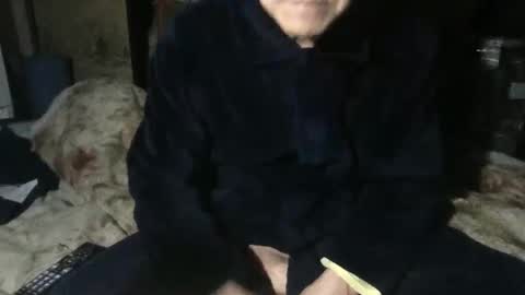 Snapshot of tokyo2024 chatting on February 16, 5:09 pm small man online show from February 16, 5:09 pm