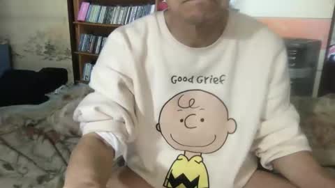 small man online show from May 12, 2:08 am