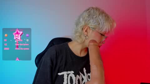  Halsey  Sofii  online show from December 3, 9:56 pm