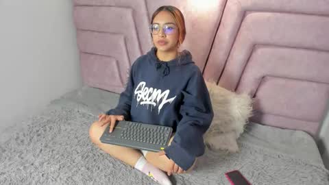 tokyo_royal online show from February 3, 12:43 pm