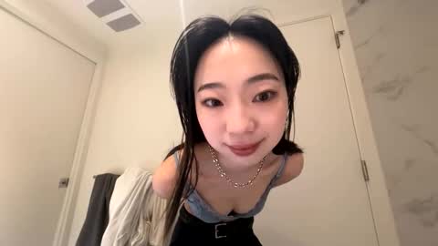 Snapshot of tokyobeauty chatting on March 21, 11:19 pm tokyobeauty online show from March 21, 11:19 pm