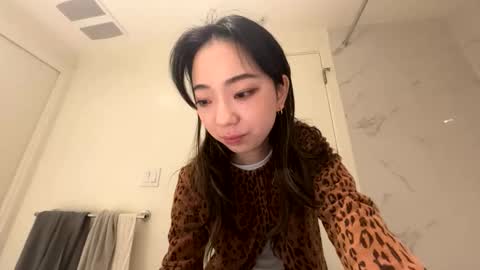 Snapshot of tokyobeauty chatting on April 4, 5:06 am tokyobeauty online show from April 4, 5:06 am