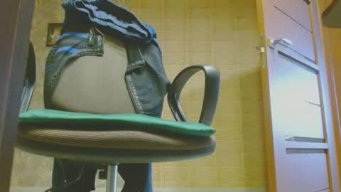 Snapshot of tolianuch chatting on March 3, 11:33 am Huligan online show from March 3, 11:33 am