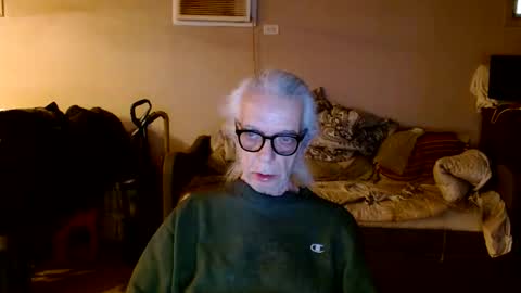 Snapshot of tom112292014 chatting on March 3, 6:58 pm tom112292014 online show from March 3, 6:58 pm