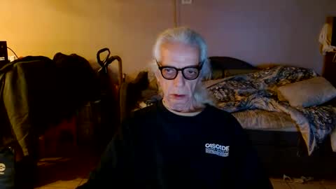 Snapshot of tom112292014 chatting on March 29, 11:16 pm tom112292014 online show from March 29, 11:16 pm