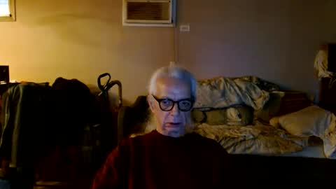 Snapshot of tom112292014 chatting on April 22, 1:01 pm tom112292014 online show from April 22, 1:01 pm