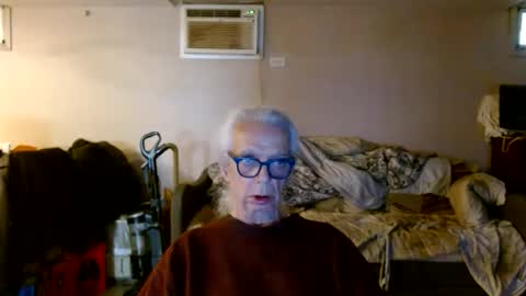 Snapshot of tom112292014 chatting on May 16, 4:50 pm tom112292014 online show from May 16, 4:50 pm