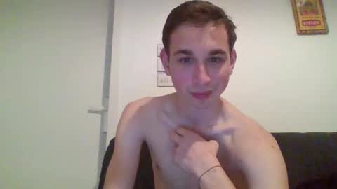 Tom online show from March 8, 8:23 pm