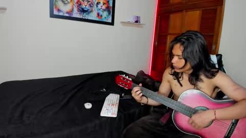 tom online show from December 23, 6:55 am