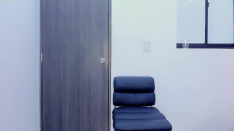 tom_affleck online show from March 21, 1:54 am