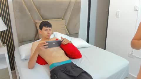 Tom and Bunny online show from September 12, 11:54 am