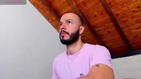 Snapshot of tom_bailey_ chatting on September 24, 12:08 pm online show from September 24, 12:08 pm