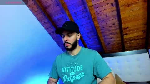   online show from March 31, 12:38 pm