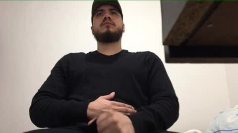 tom_col online show from February 9, 1:37 pm