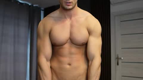 Tom online show from October 3, 6:21 am