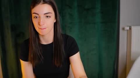 Tom online show from February 1, 7:12 pm