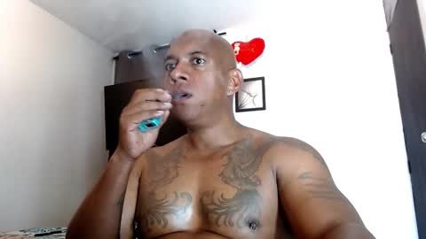 Tom Miller online show from October 6, 7:00 pm