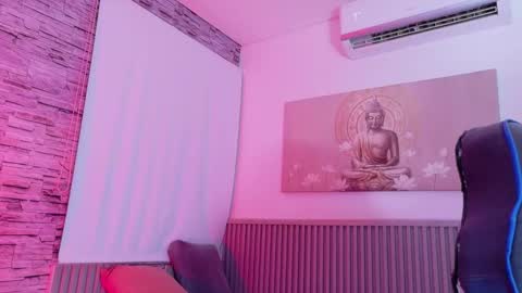 Tom muscle1 online show from March 31, 11:54 am