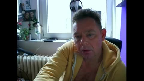 tomame_ online show from December 20, 1:22 pm