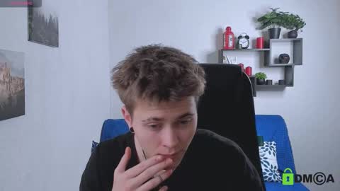 tomas_norton online show from December 18, 3:18 pm