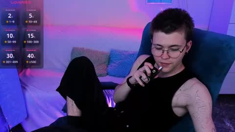 tomas_norton online show from May 20, 9:10 pm