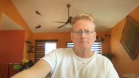 Hola online show from February 19, 6:48 pm