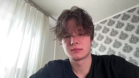 Snapshot of tomassdickpick chatting on March 15, 8:20 am Tomas online show from March 15, 8:20 am