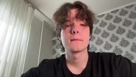 Snapshot of tomassdickpick chatting on March 17, 8:28 am Tomas online show from March 17, 8:28 am