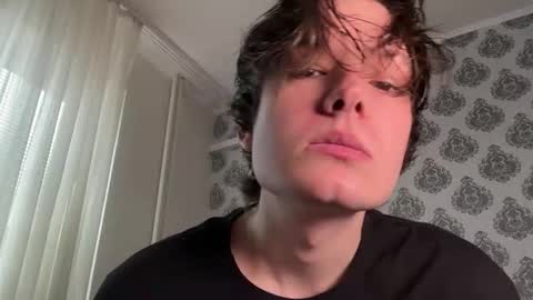 Snapshot of tomassdickpick chatting on March 18, 8:50 am Tomas online show from March 18, 8:50 am