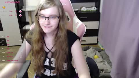 Snapshot of tomato_tease chatting on October 15, 3:12 pm tomato_tease online show from October 15, 3:12 pm