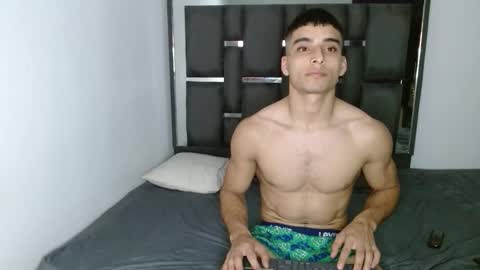 tomaz_18 online show from March 19, 1:20 am