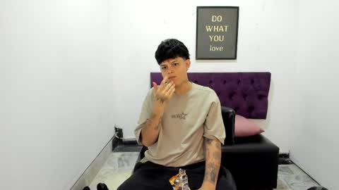 Snapshot of tomboy_natali chatting on April 1, 6:49 pm IAN SAYD online show from April 1, 6:49 pm