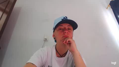 Blue online show from January 8, 7:34 pm