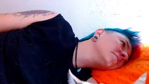 Blue online show from January 31, 4:06 pm