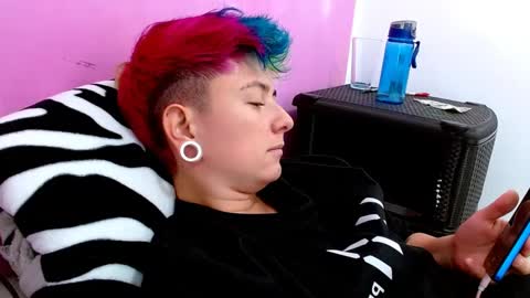 Blue online show from September 29, 8:24 pm